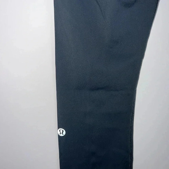LULULEMON CROPPED LEGGING - Picture 8 of 10